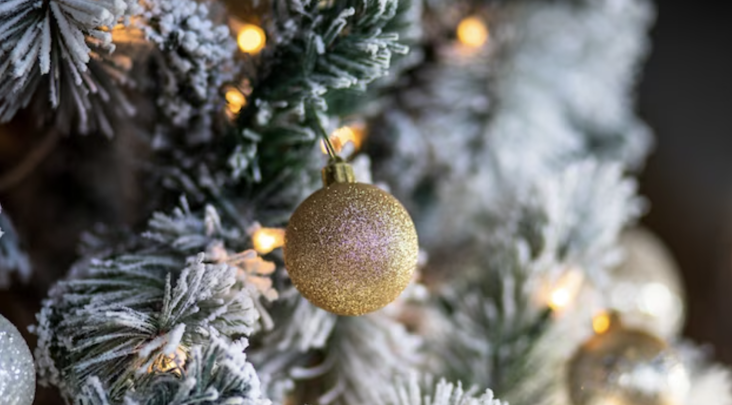 График работы в праздники 2024