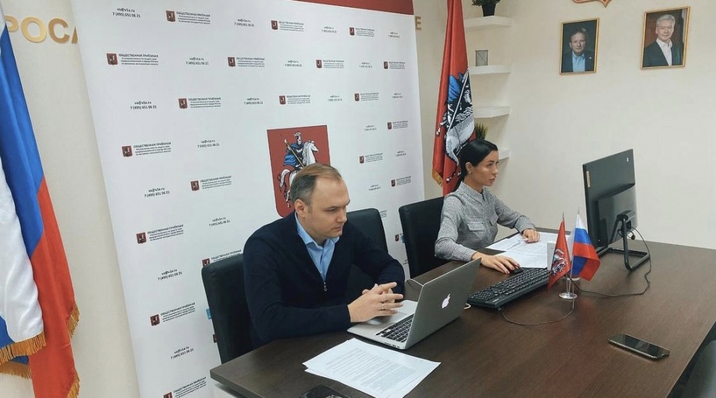 Генеральный директор Сергей Маковеев и руководитель юридического отдела — ольга Толмачева